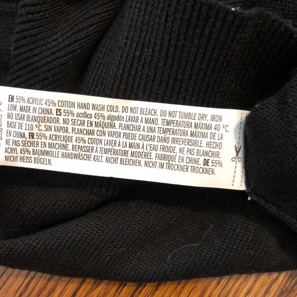 Endless Rose | Off-The-Shoulder Sweater - Picture 7 of 7